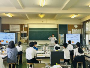 赤穂市中学校夏休み理科おもしろ実験教室